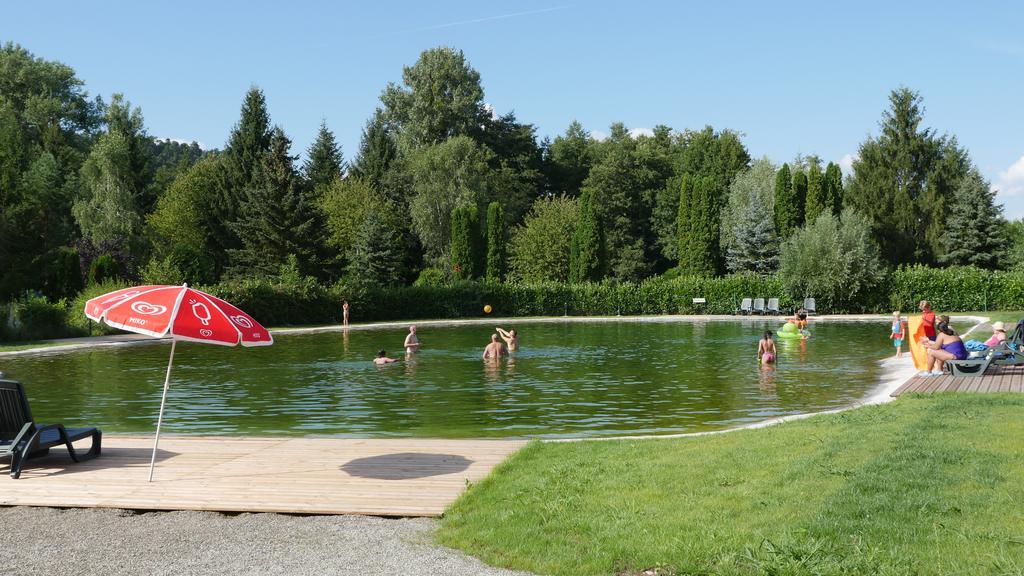 Camping Au Pays De Hanau Hotell Dossenheim-sur-Zinsel Eksteriør bilde